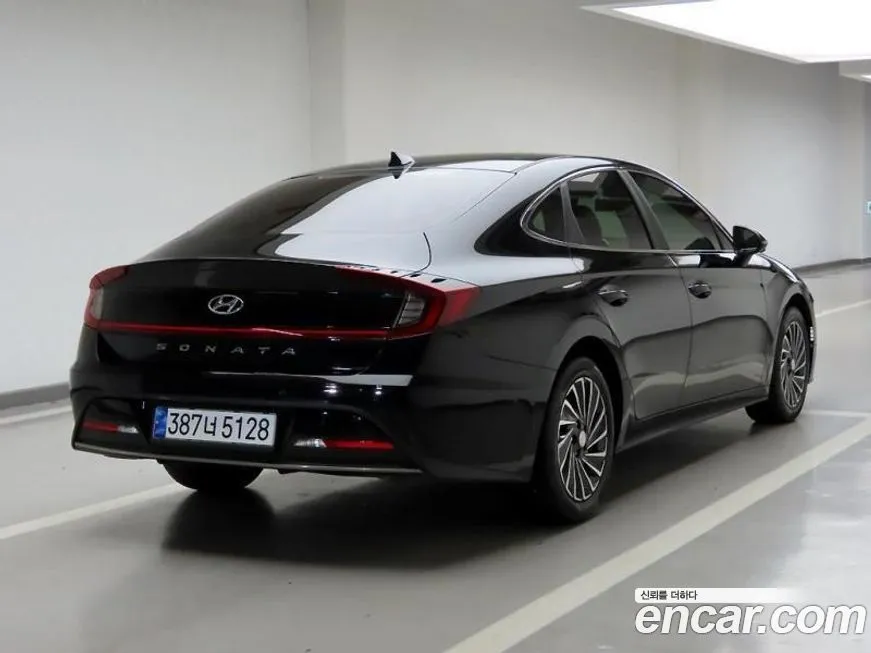 Hyundai Sonata — фото 4
