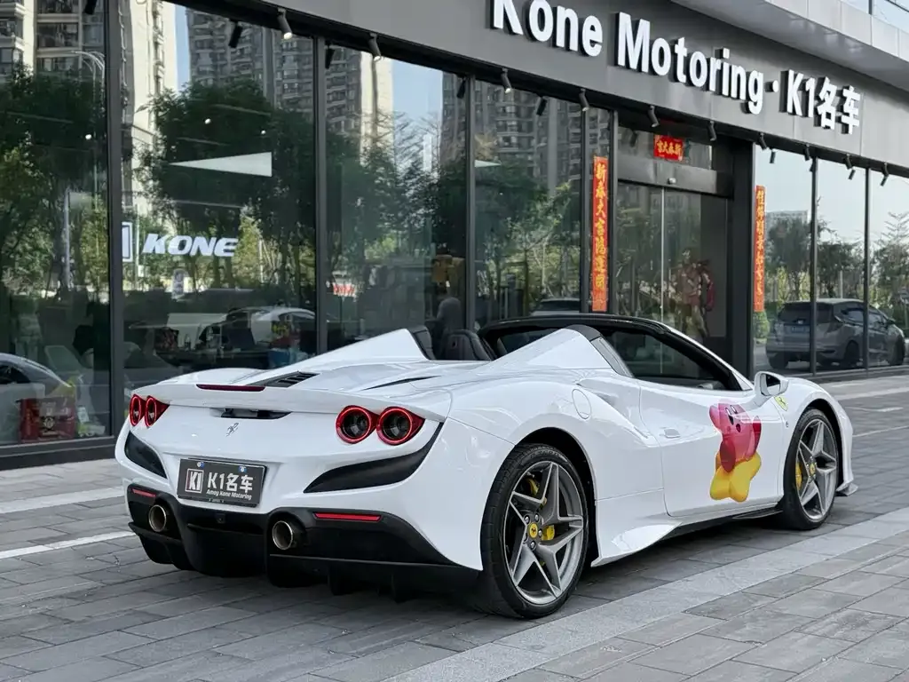 Ferrari F8 — фото 3