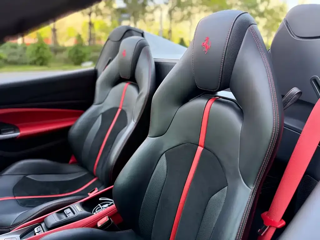 Ferrari F8 — фото 9