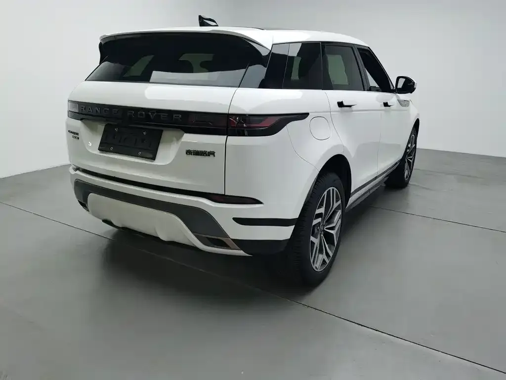 Land Rover Evoque — фото 1