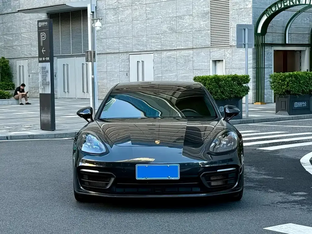 Porsche Panamera 2023 из CN, фото 2