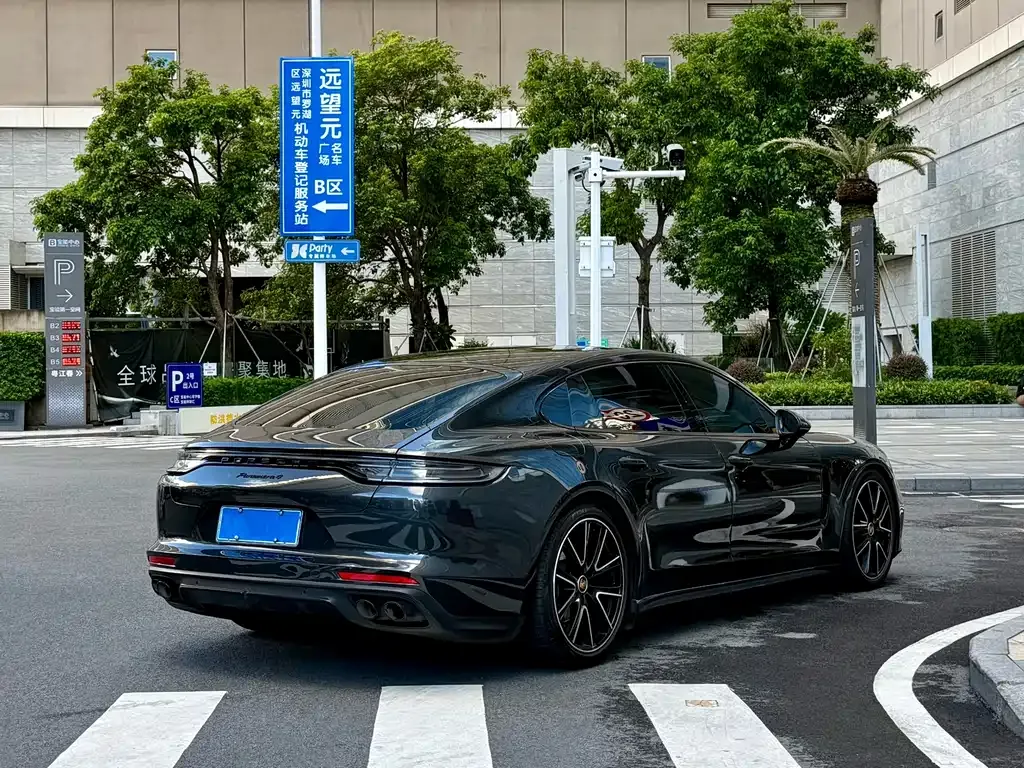 Porsche Panamera 2023 из CN, фото 3