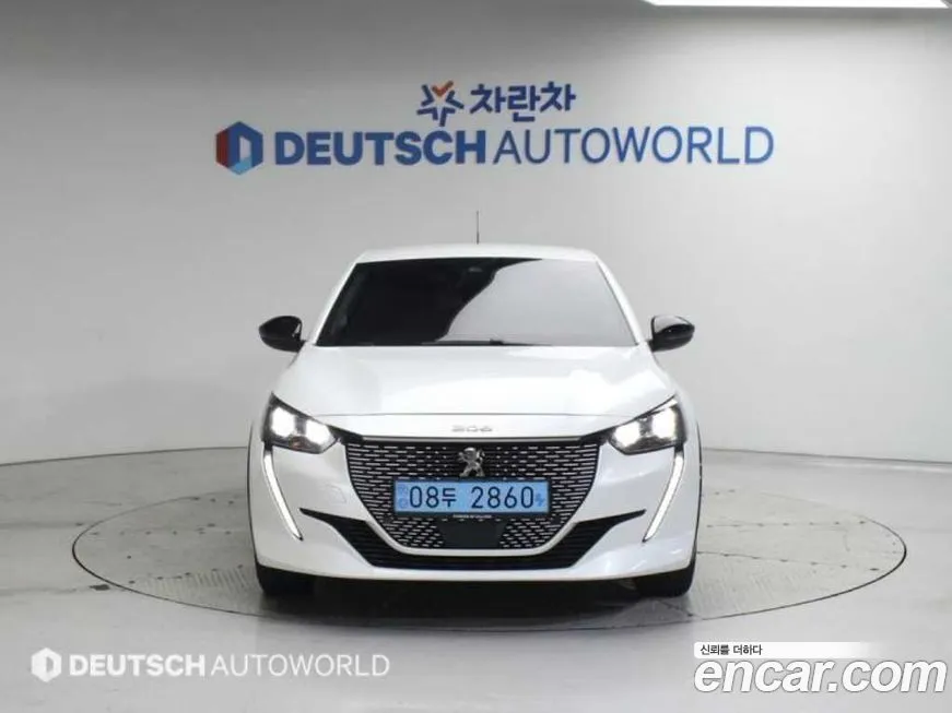 Peugeot 208 2022 из KR, фото 3
