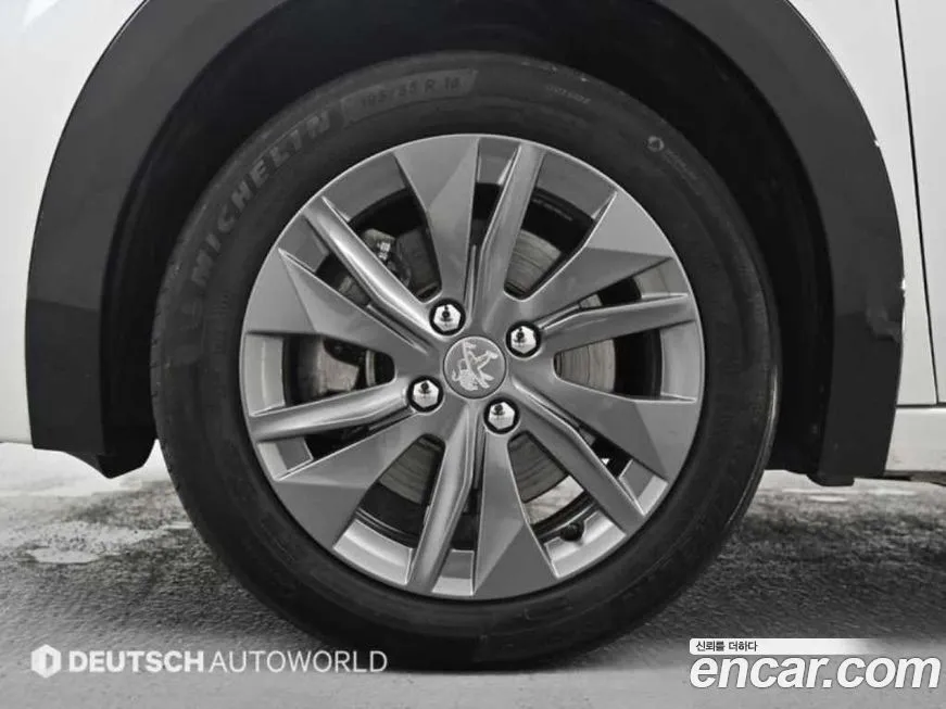 Peugeot 208 2022 из KR, фото 5