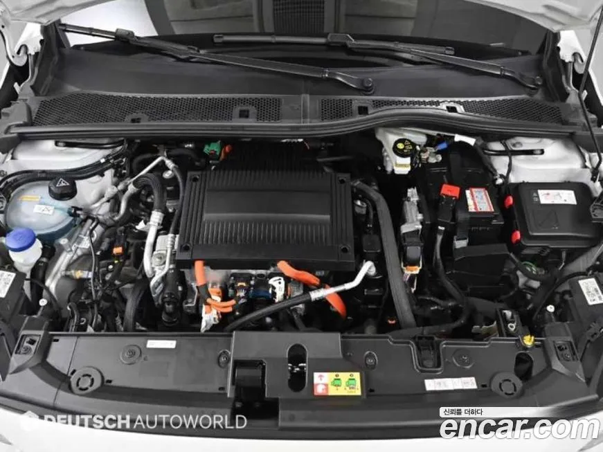 Peugeot 208 2022 из KR, фото 6