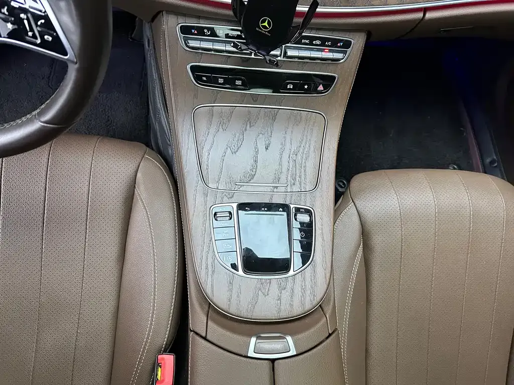 Mercedes-Benz E-Class 2023 из CN, фото 6