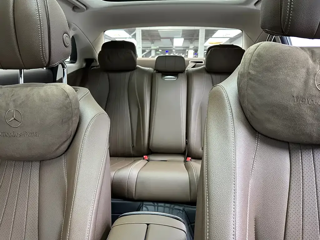 Mercedes-Benz E-Class 2023 из CN, фото 7