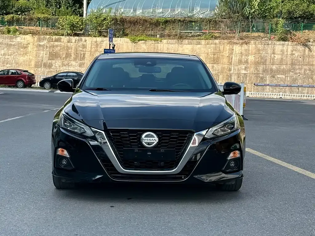 Nissan Teana 2022 из CN, фото 2