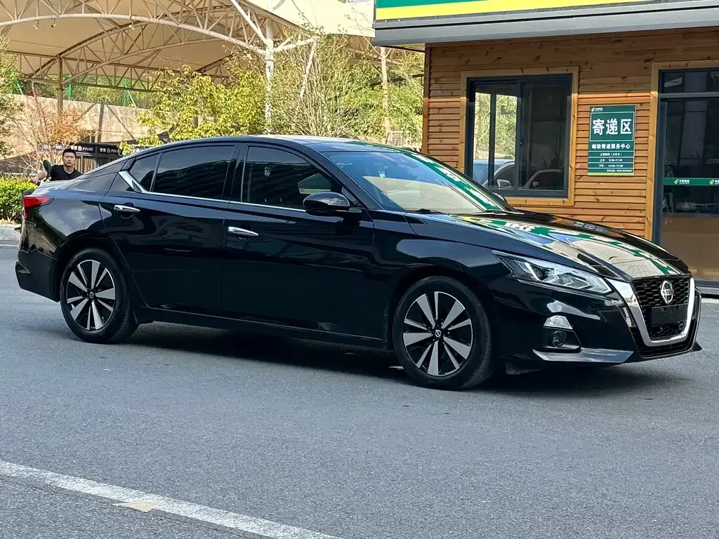 Nissan Teana 2022 из CN, фото 3