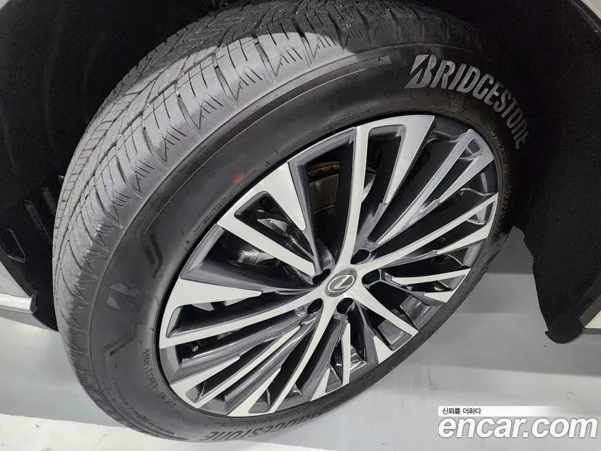 Lexus RX 2025 из KR, фото 9