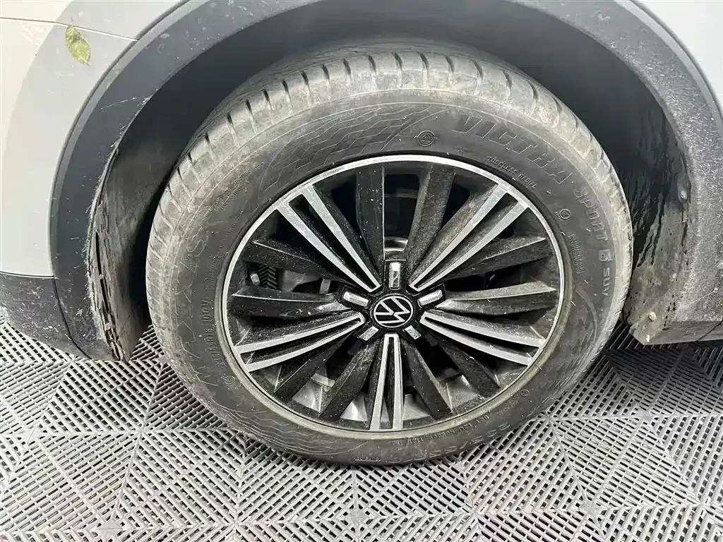 [object Object] Tiguan L 2021 из CN, фото 3