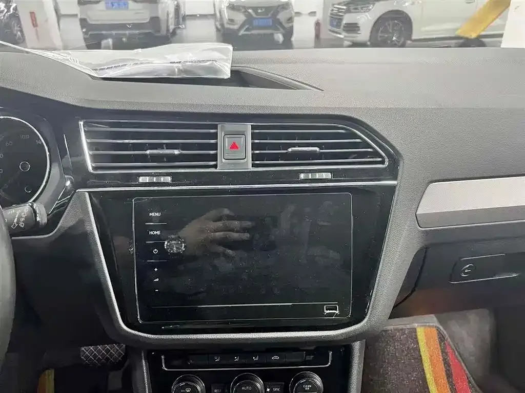 [object Object] Tiguan L 2021 из CN, фото 6