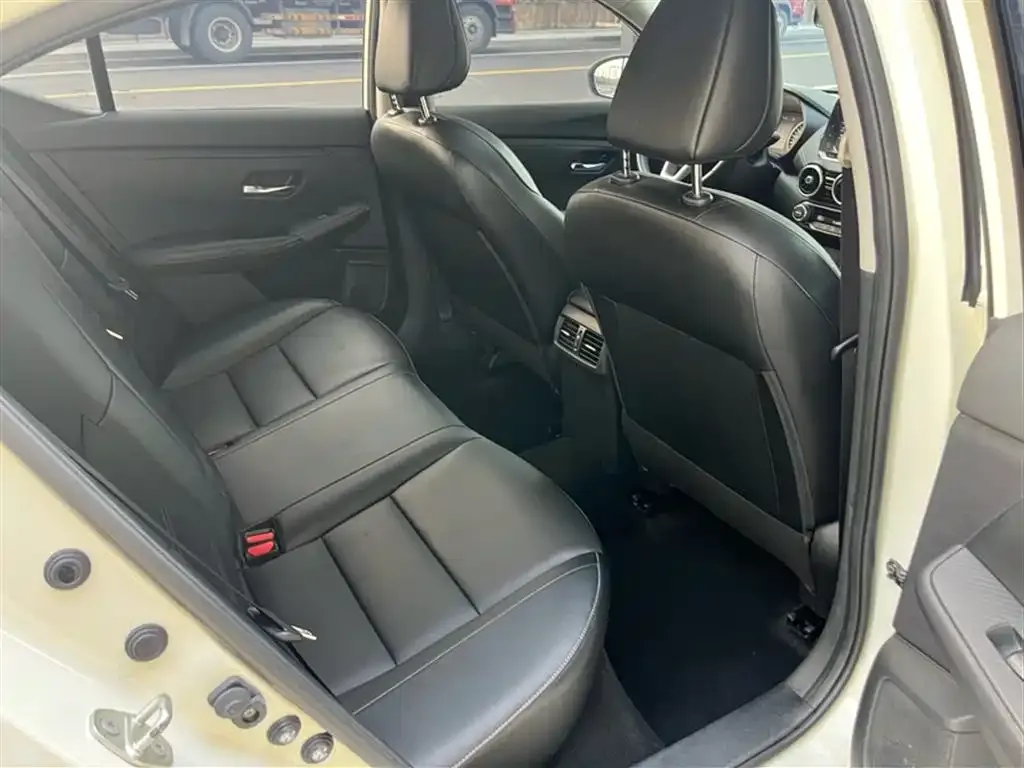 Nissan Sylphy 2022 из CN, фото 5