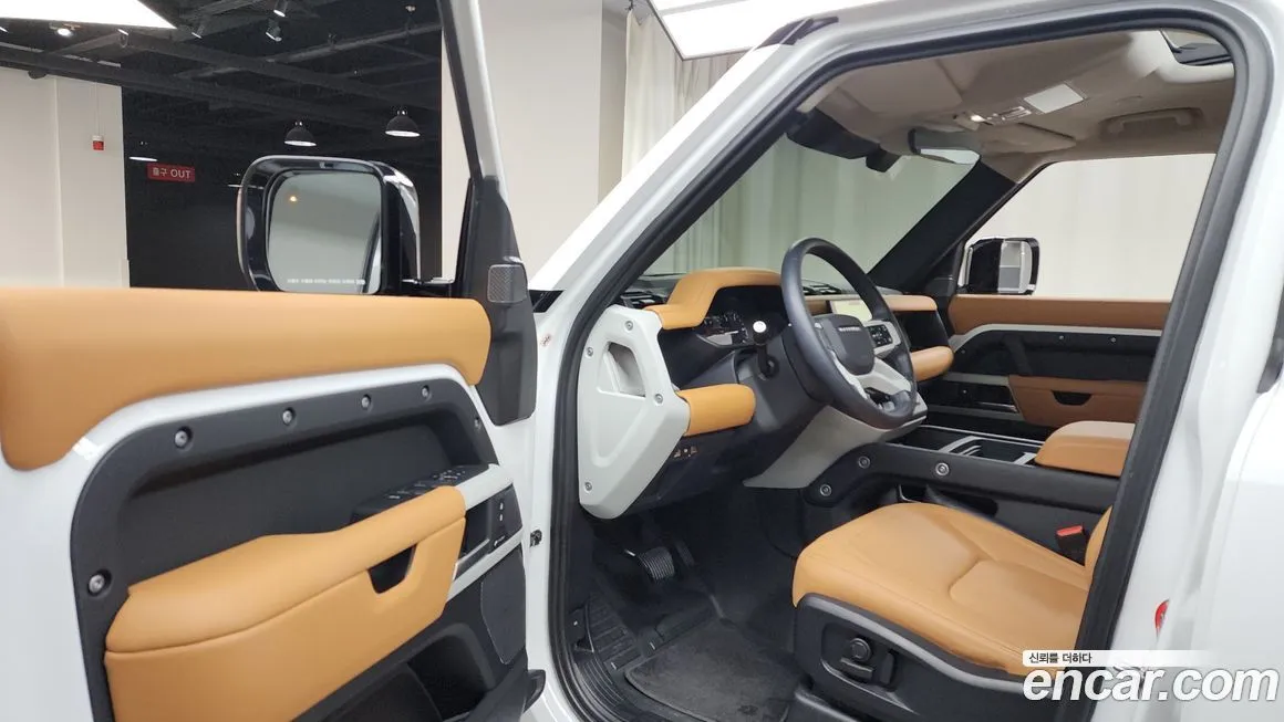 Land Rover Defender — фото 10