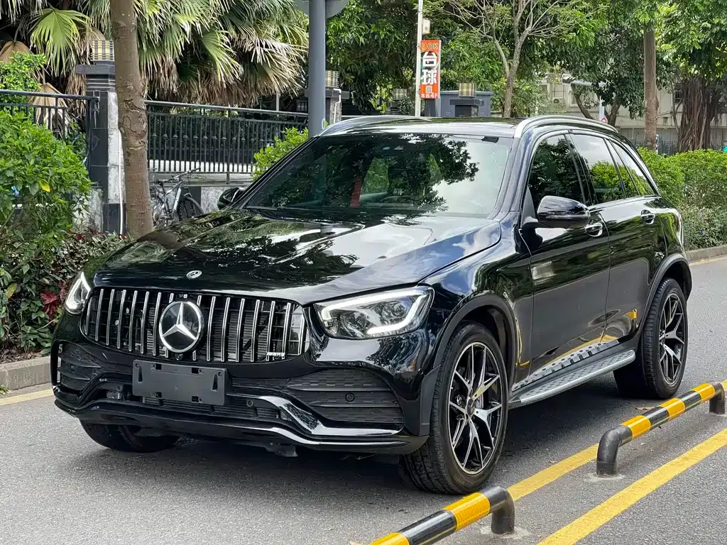 Mercedes-Benz GLC AMG — фото 1