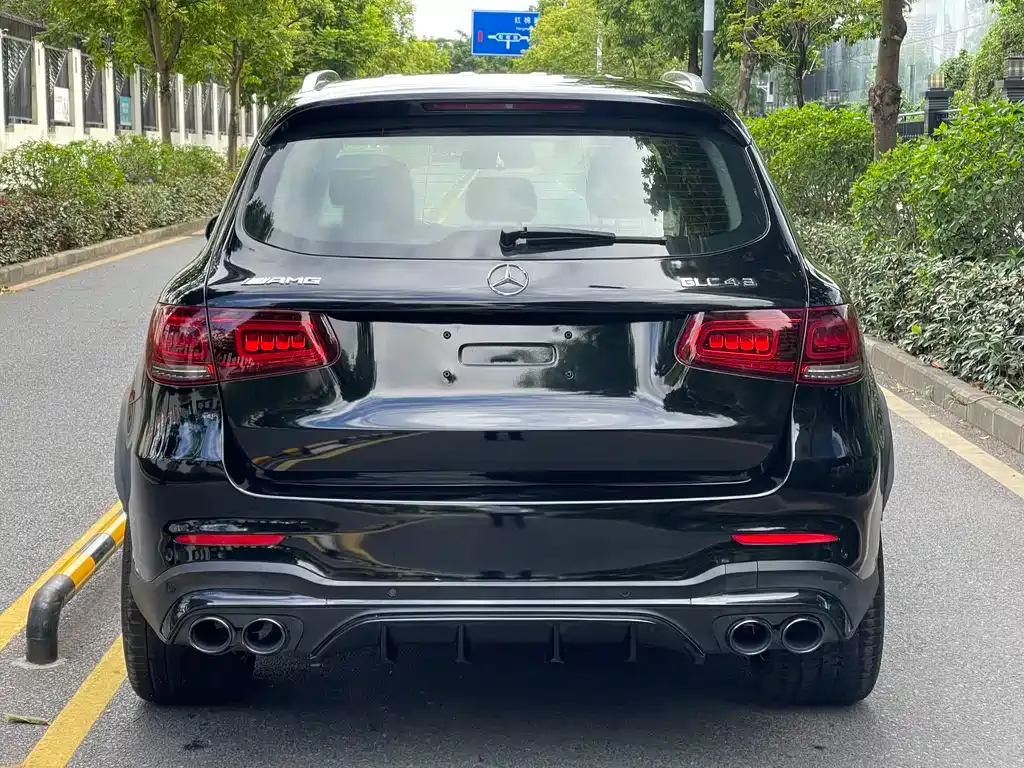 Mercedes-Benz GLC AMG — фото 8