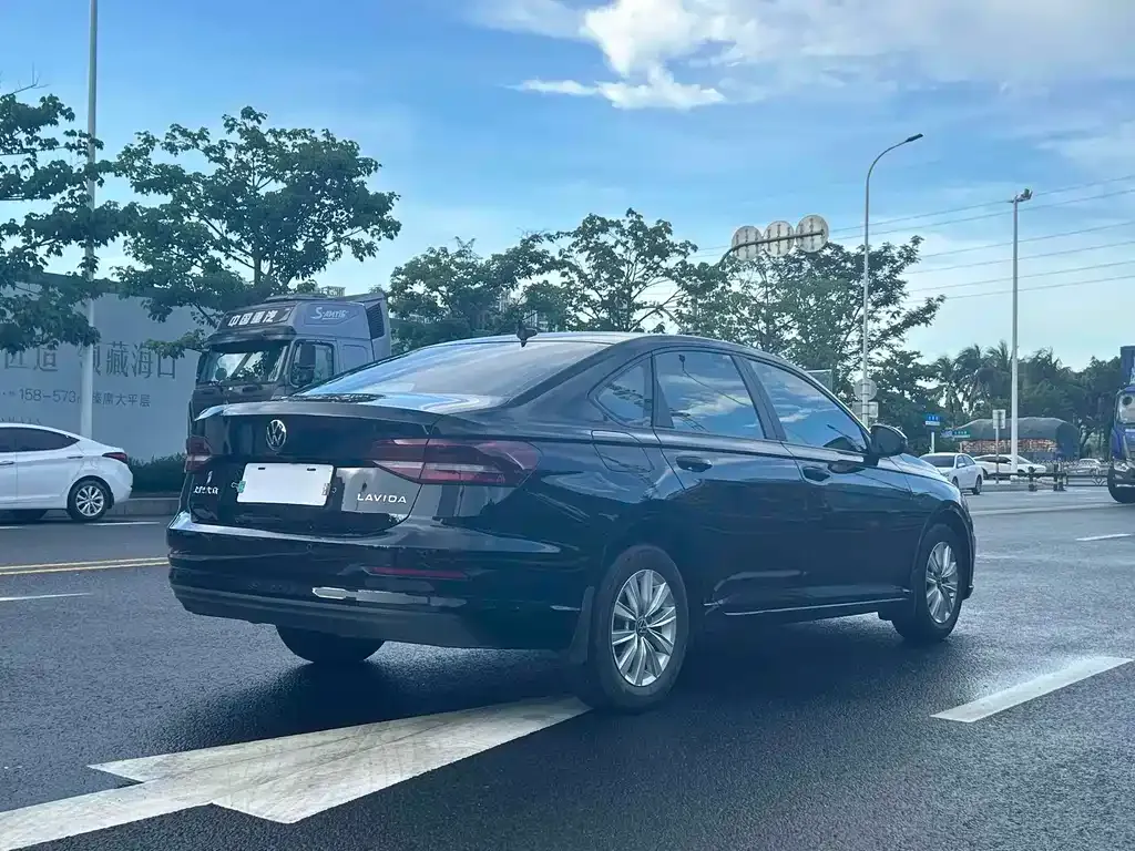 Volkswagen Lavida 2022 из CN, фото 9