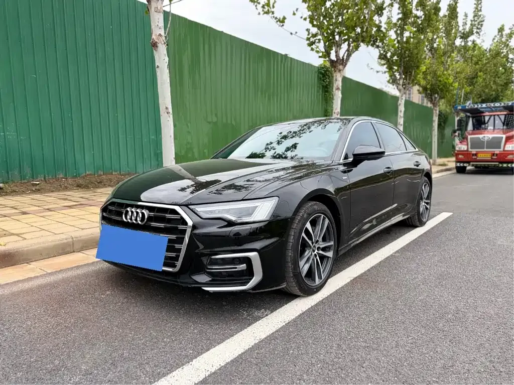 Audi A6L 2023 из CN, фото 1