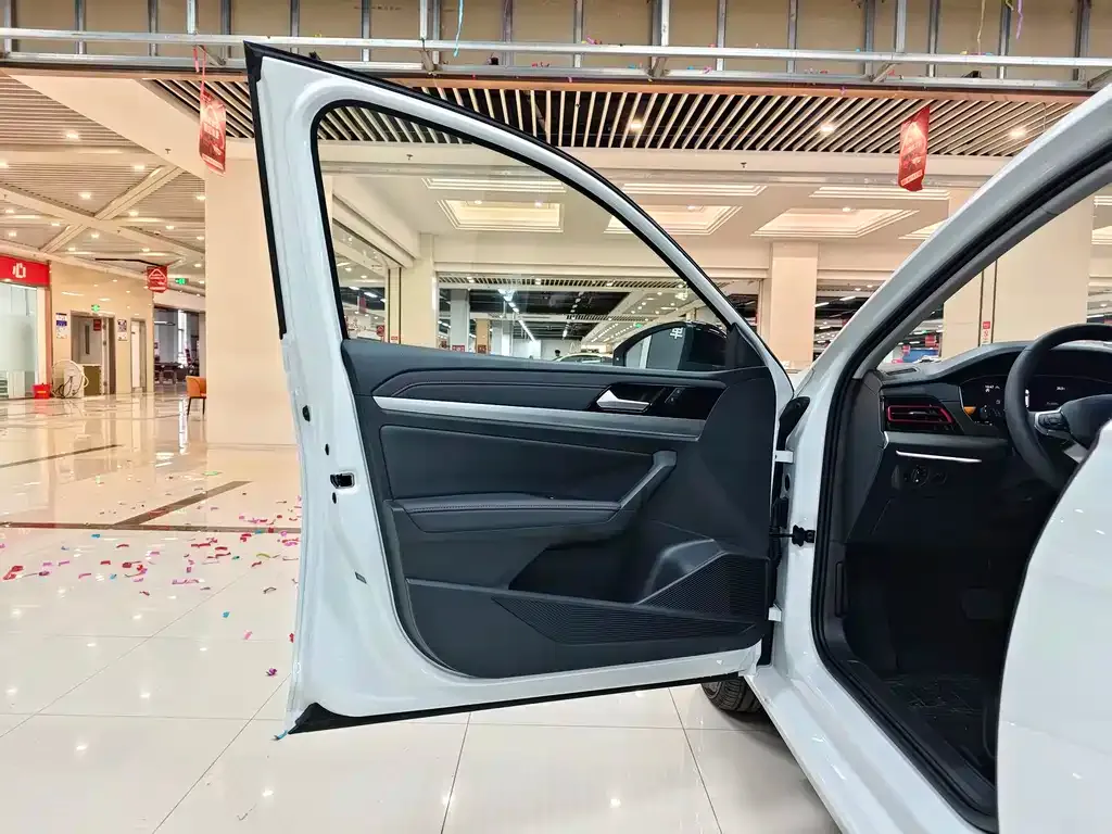 Volkswagen Lavida 2025 из CN, фото 7