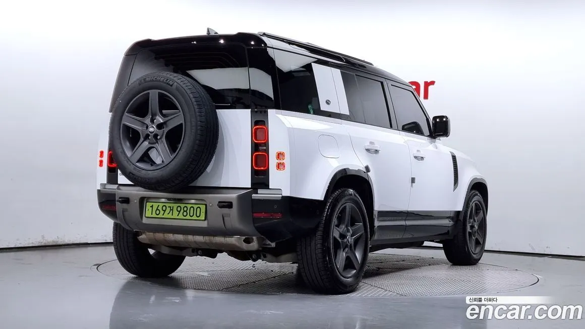 Land Rover Defender 2024 из KR, фото 2