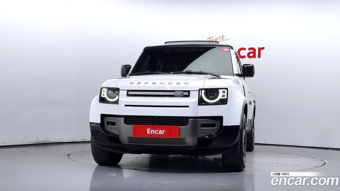 Land Rover Defender 2024 из KR, фото 3
