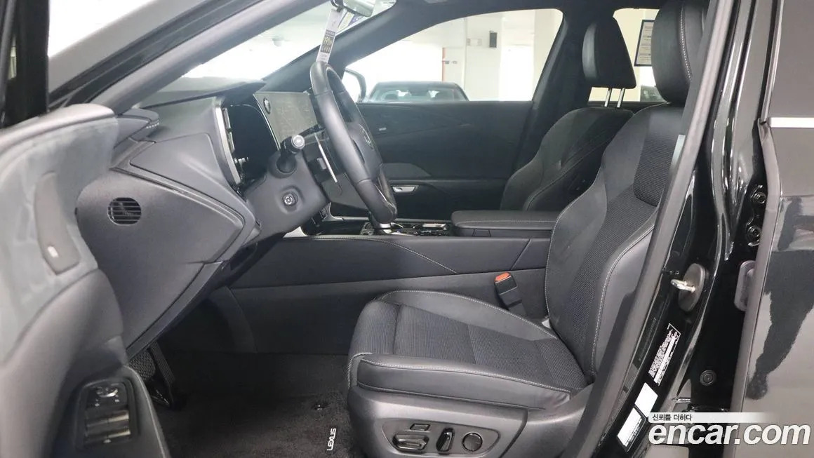 Lexus RX 2024 из KR, фото 9