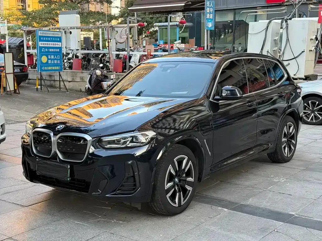 BMW iX3 2023 из CN, фото 1