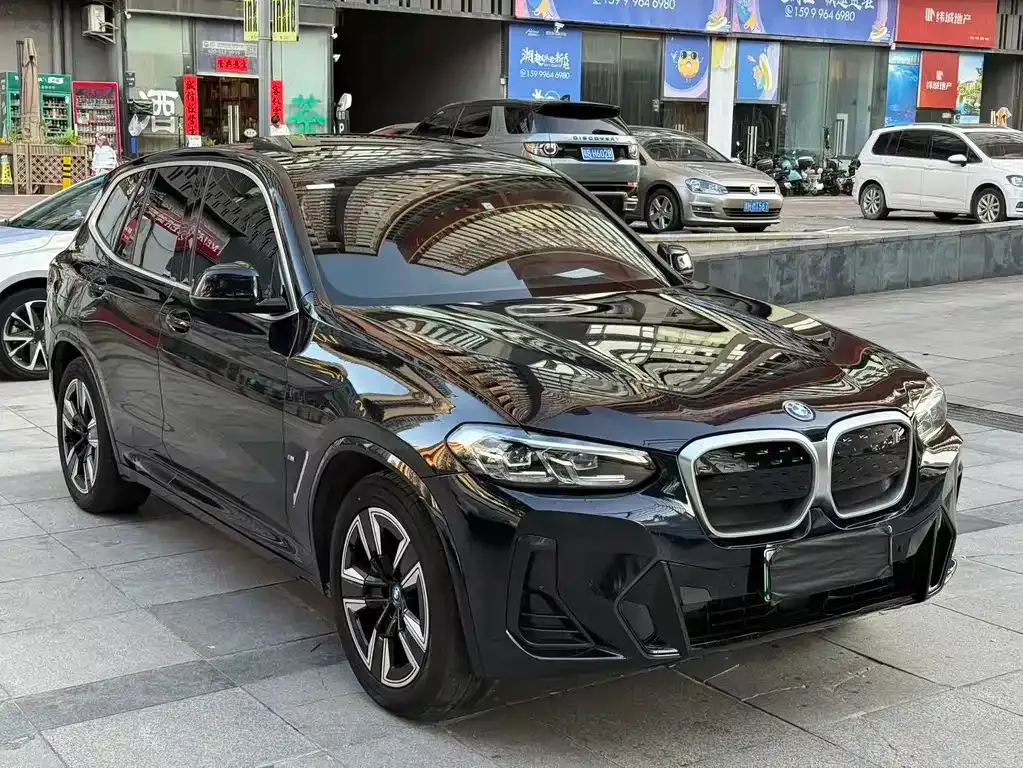 BMW iX3 2023 из CN, фото 2