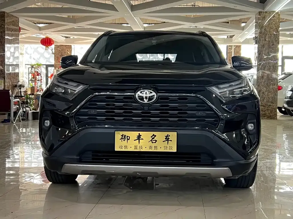 Toyota RAV4 2024 из CN, фото 2