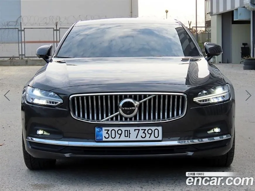 Volvo S90 — фото 1