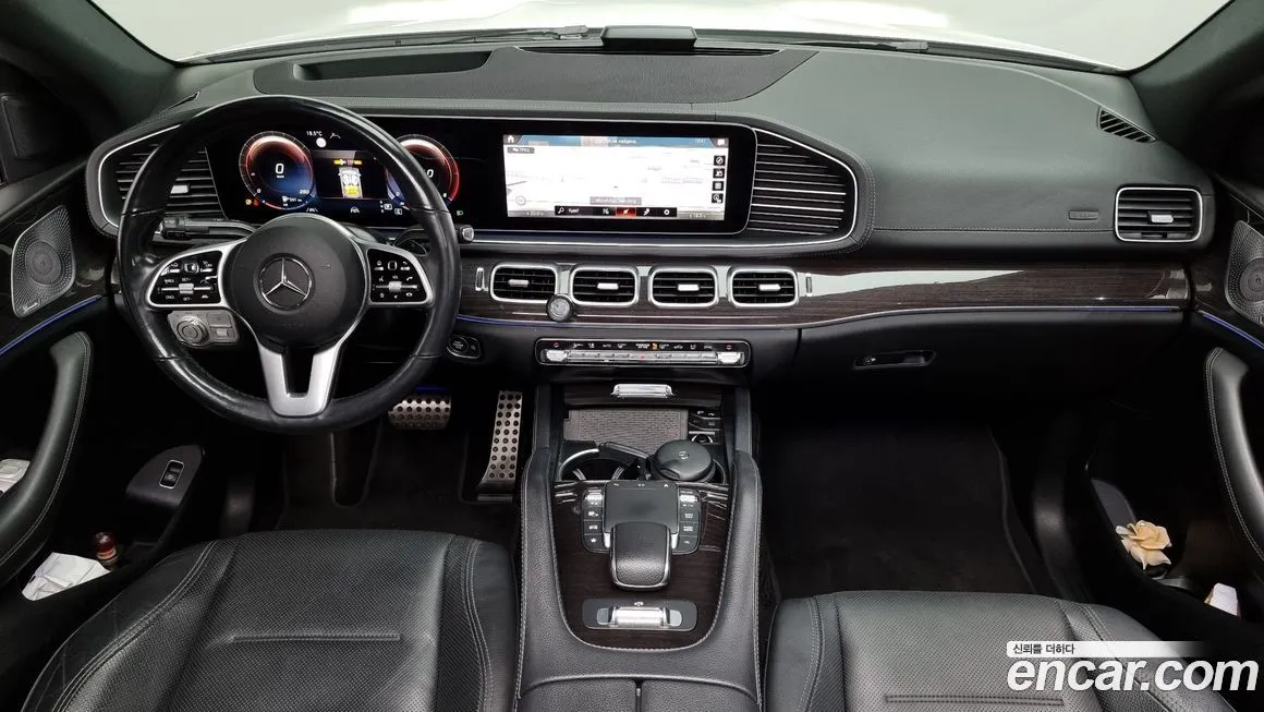 Mercedes-Benz GLE-Class — фото 7