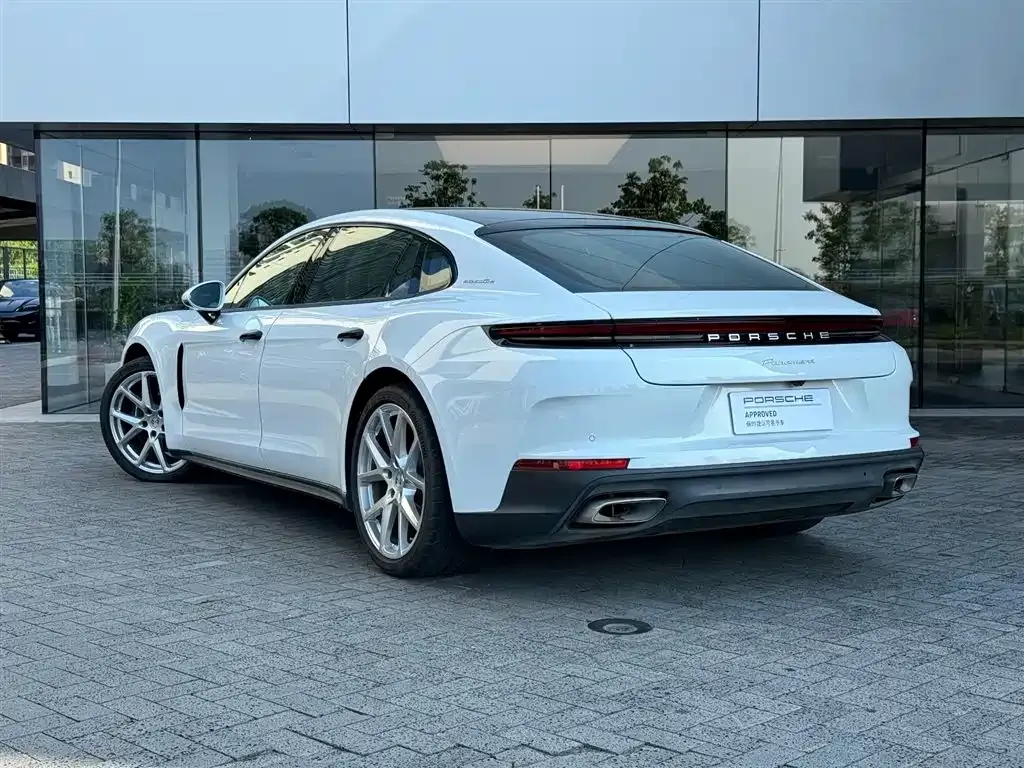Porsche Panamera 2025 из CN, фото 3