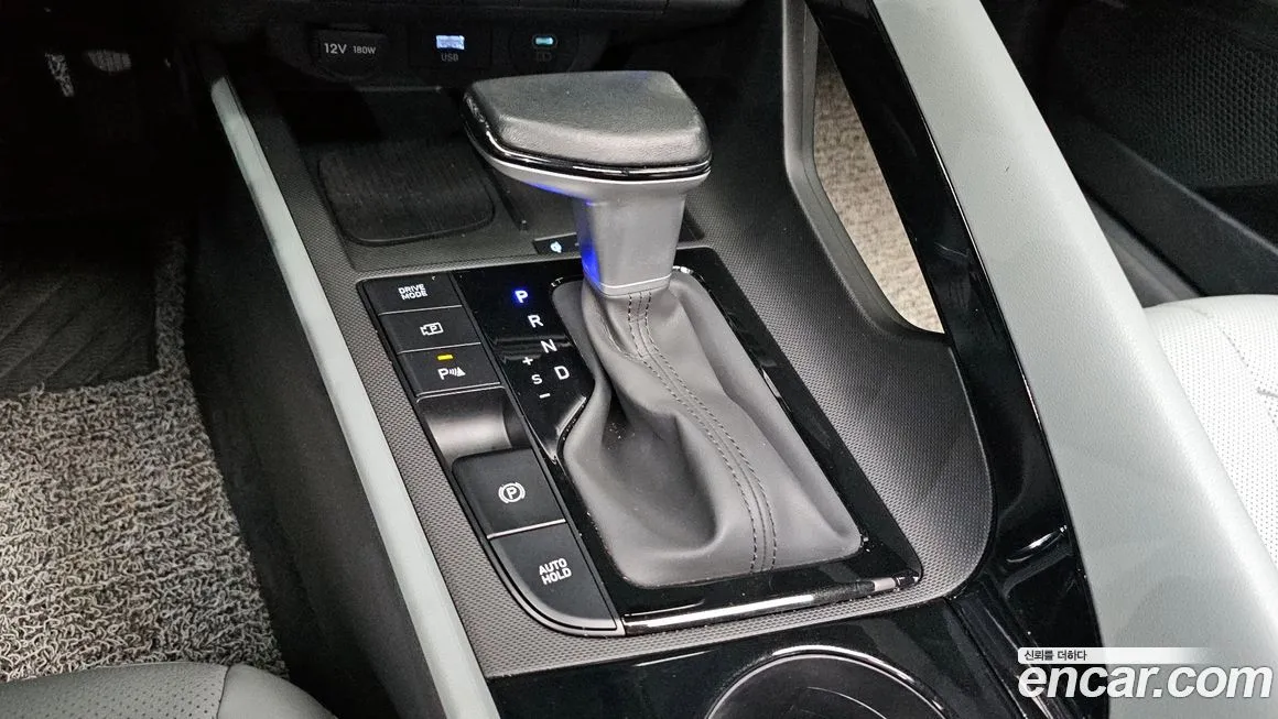 Hyundai AVANTE — фото 9