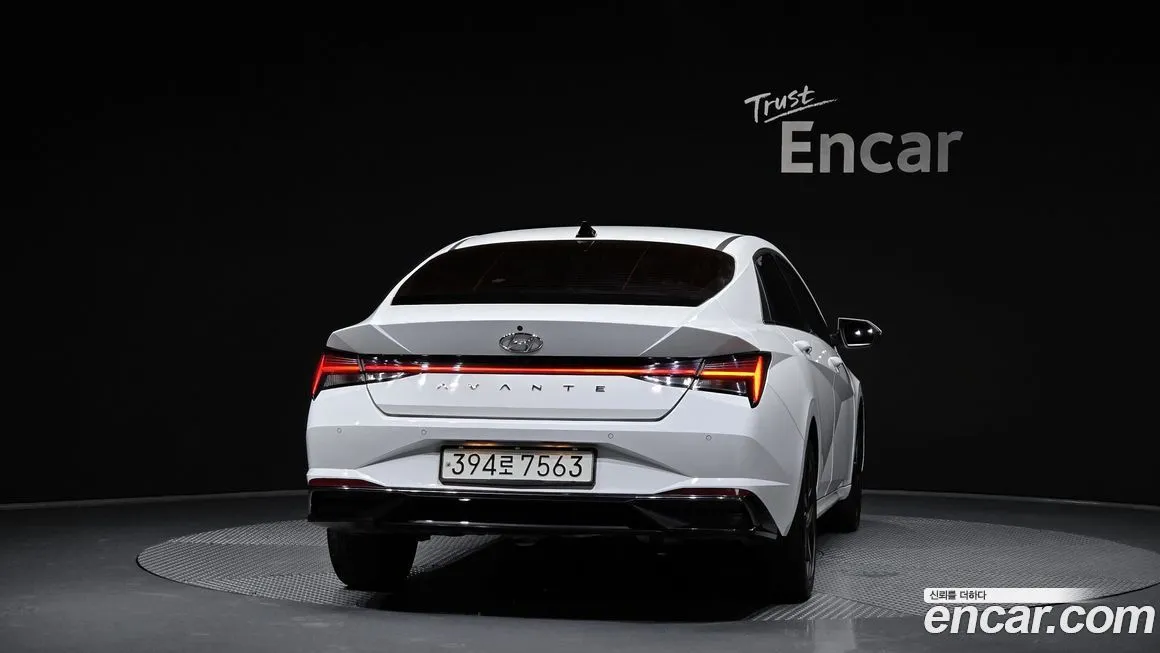 Hyundai AVANTE — фото 4