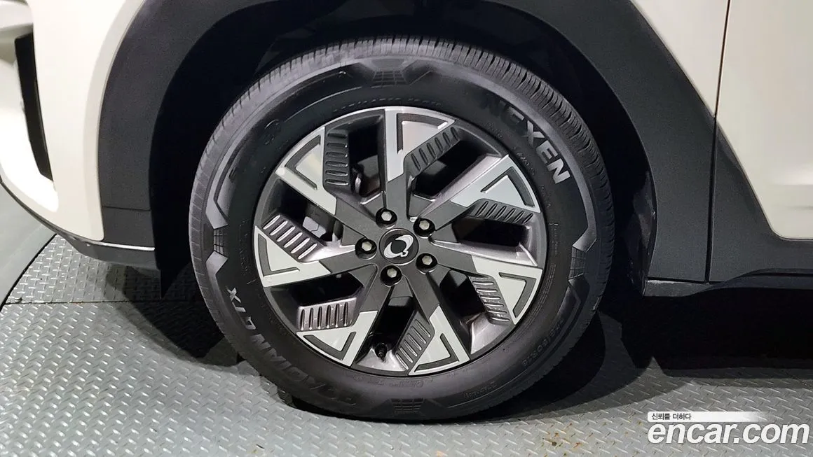 KG Mobility (Ssangyong) Torres 2024 из KR, фото 5