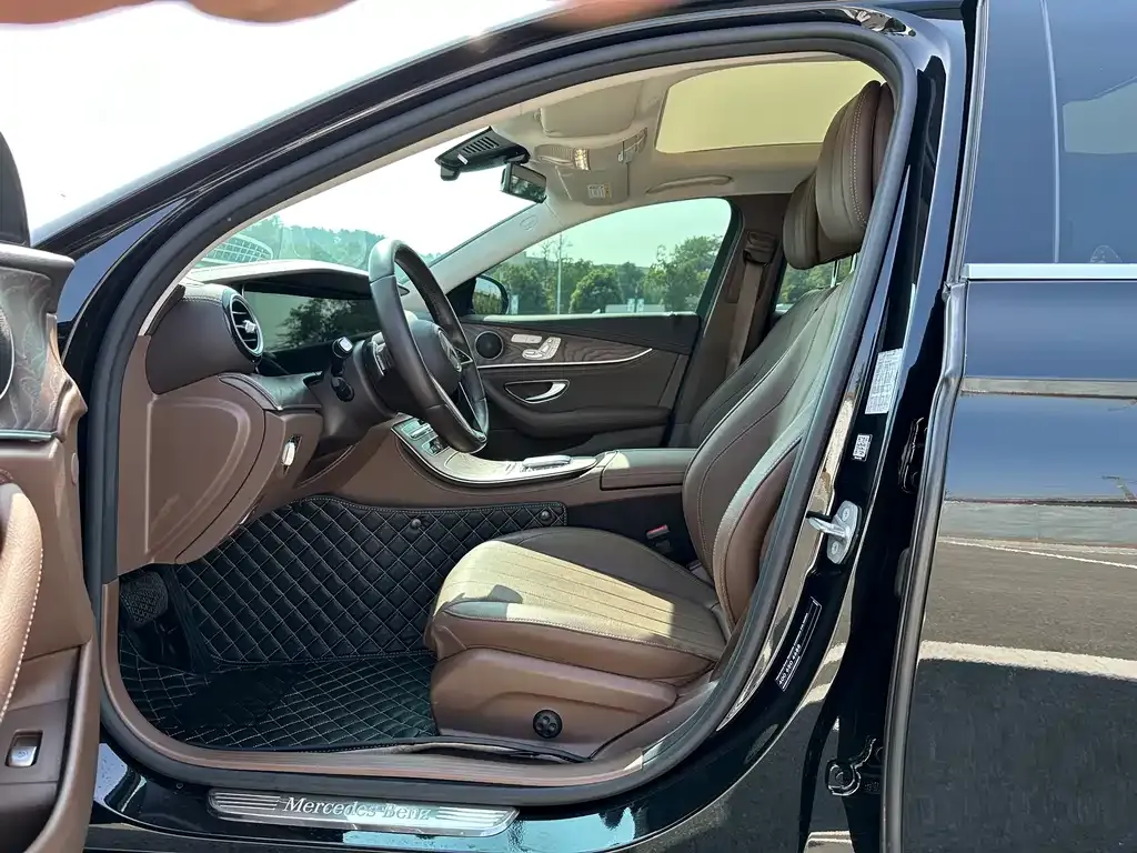 Mercedes-Benz E-Class 2022 из CN, фото 5