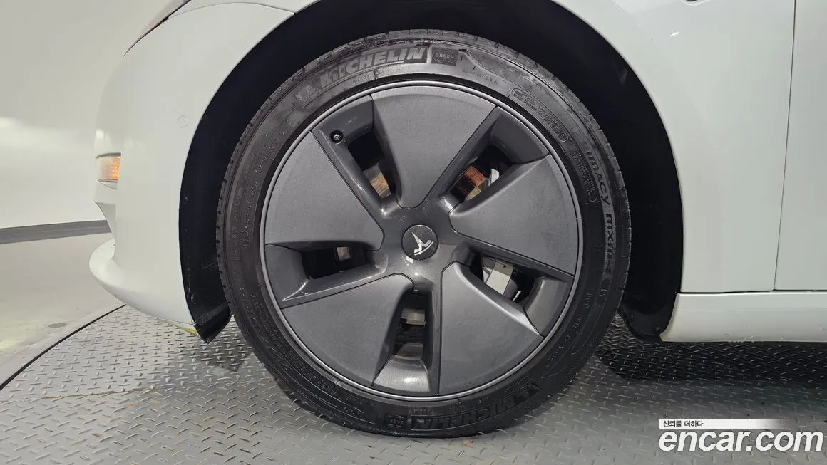 Tesla Model 3 2021 из KR, фото 5