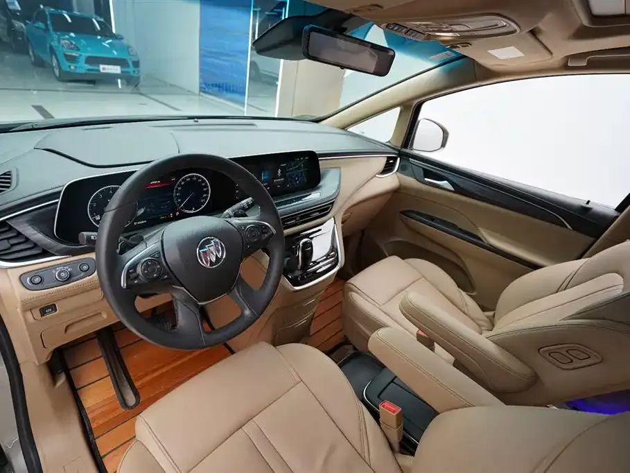Buick GL8 2021 из CN, фото 3