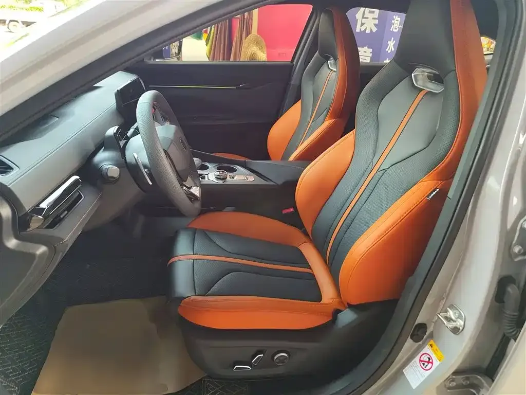 Changan UNI-V 2025 из CN, фото 7