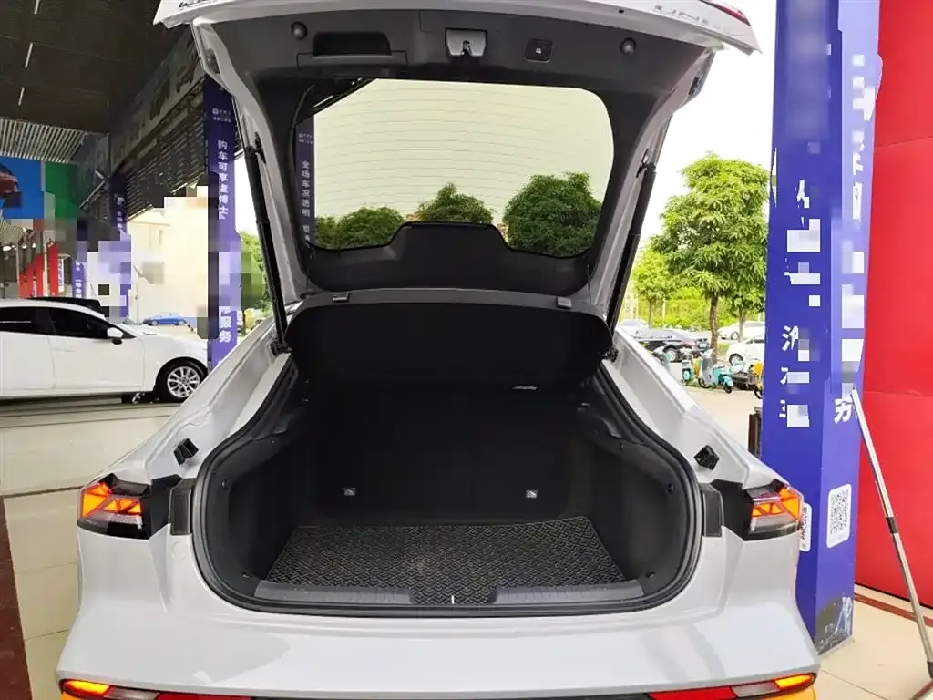 Changan UNI-V 2025 из CN, фото 9