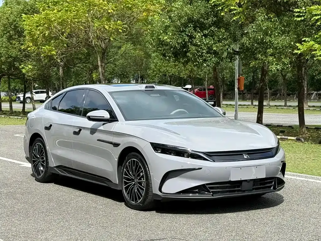 BYD Han 2025 из CN, фото 3