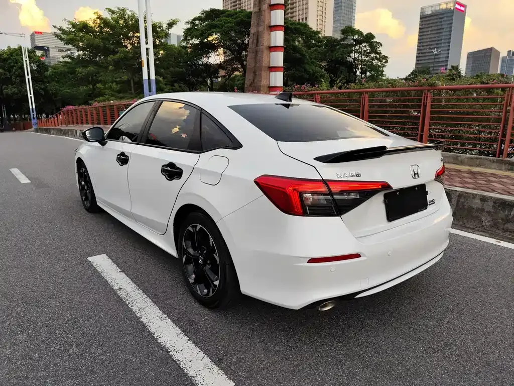 Honda Civic 2022 из CN, фото 4