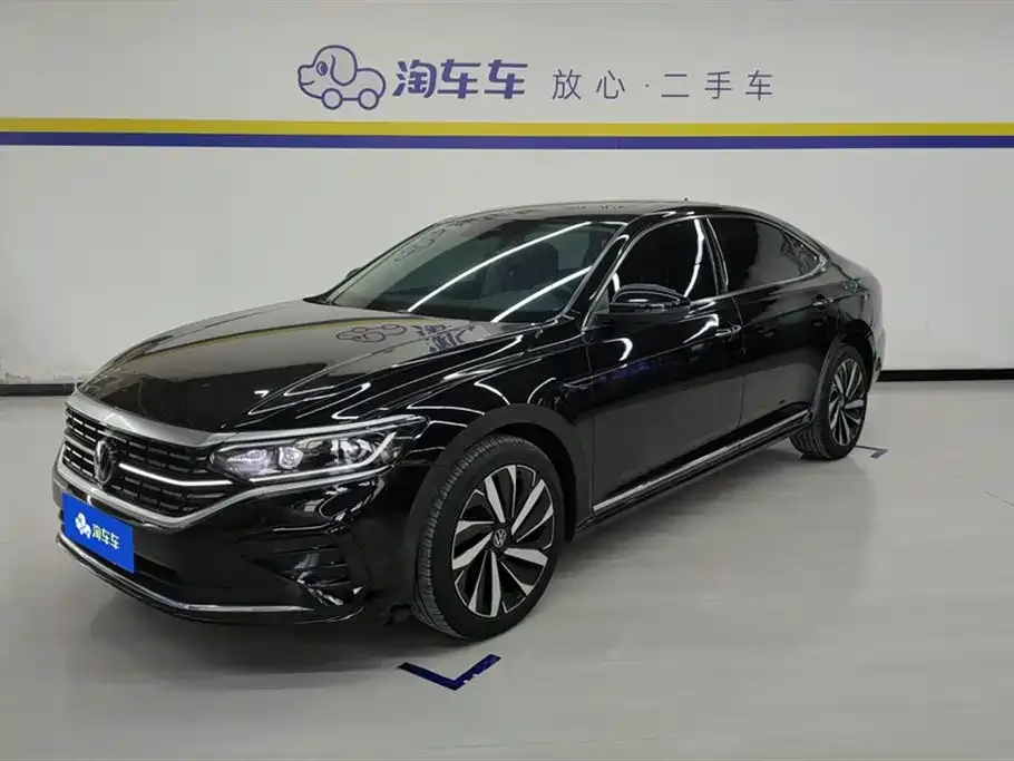 Volkswagen Passat 2023 из CN, фото 1