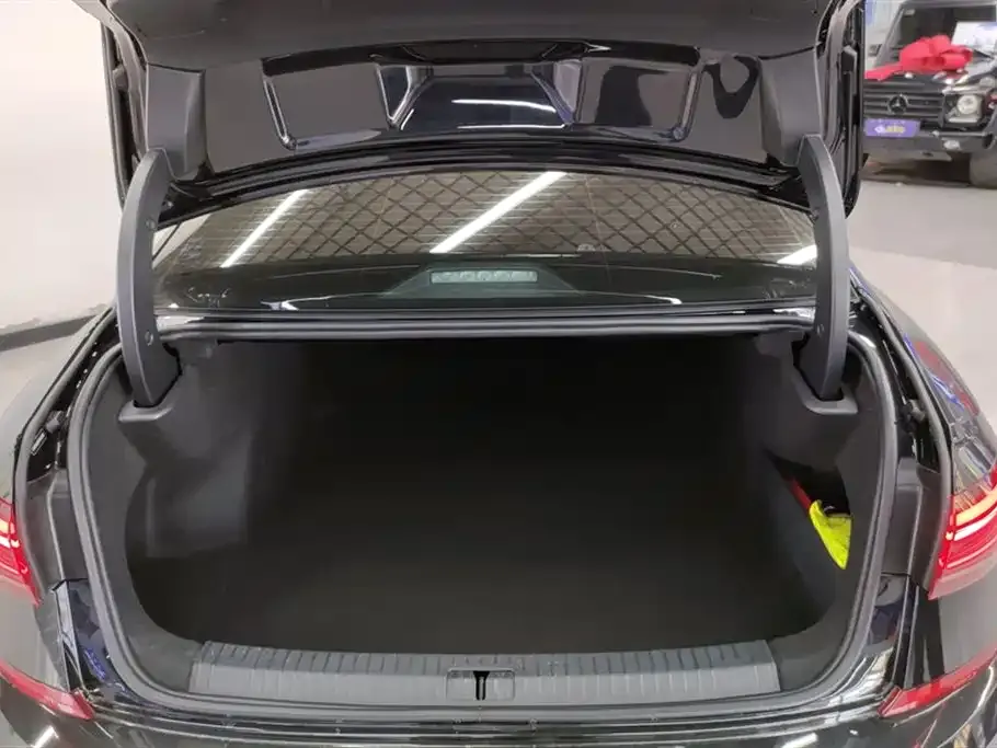 Volkswagen Passat 2023 из CN, фото 4