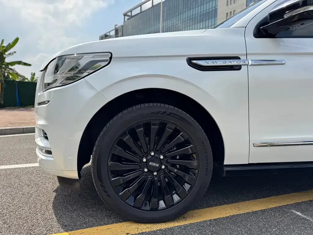 Lincoln Navigator 2021 из CN, фото 9