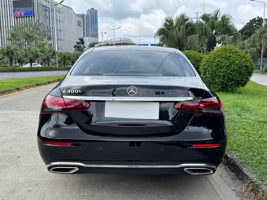 Mercedes-Benz E-Class 2022 из CN, фото 5