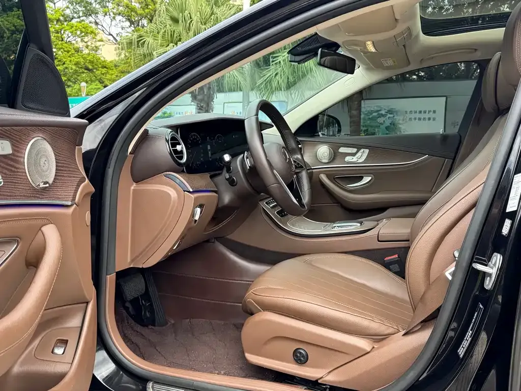 Mercedes-Benz E-Class 2022 из CN, фото 8