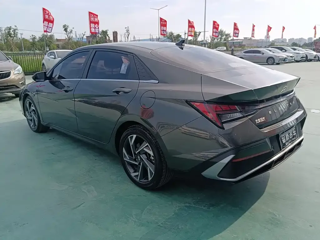 Hyundai Elantra 2024 из CN, фото 8