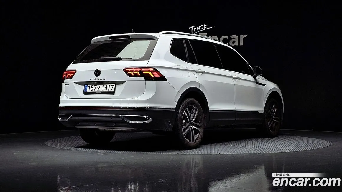 Volkswagen Tiguan — фото 2