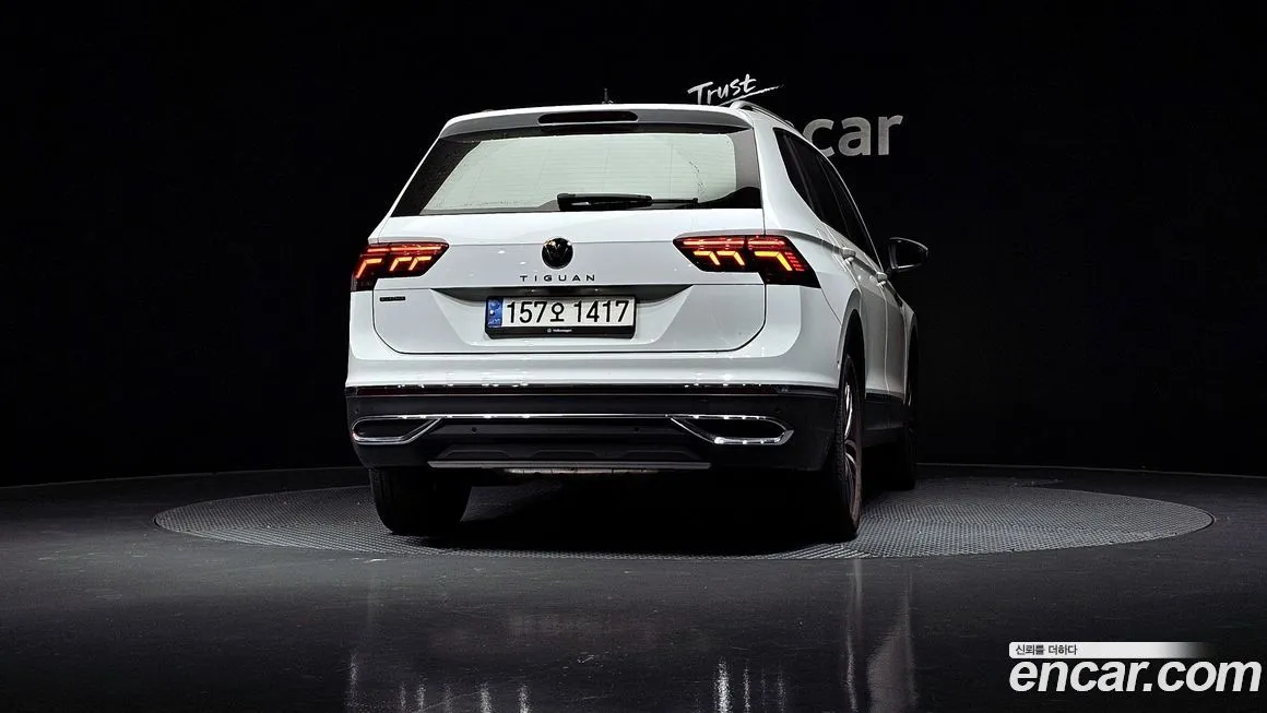 Volkswagen Tiguan — фото 4